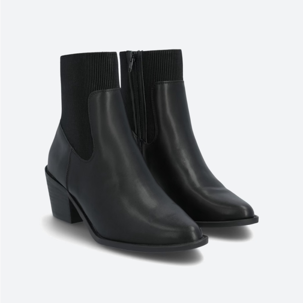 DV by Dolce Vita - Olystia Stretch Bootie